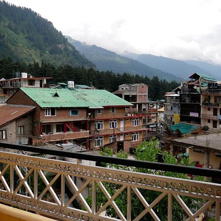 New Ambika International Mall Road Hotel Manali  Ngoại thất bức ảnh
