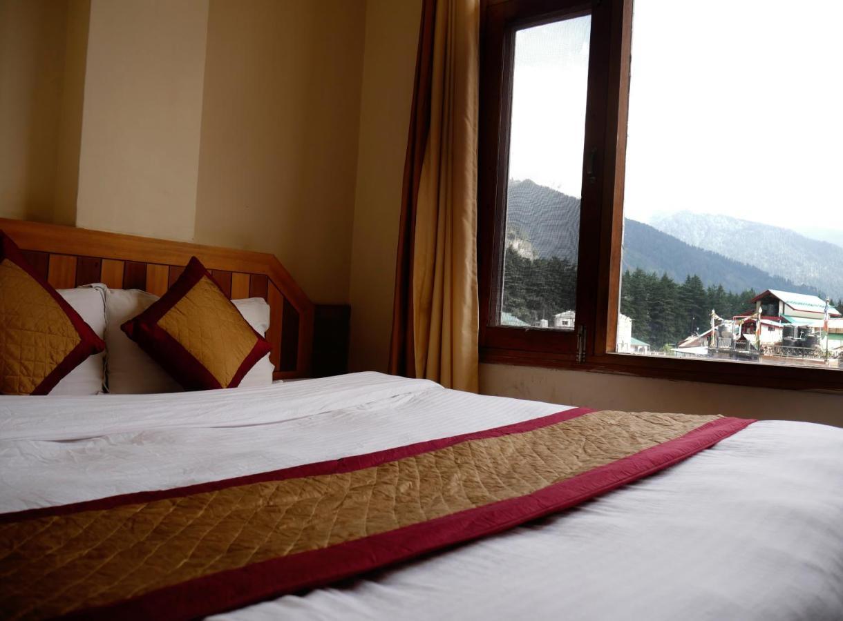 New Ambika International Mall Road Hotel Manali  Ngoại thất bức ảnh