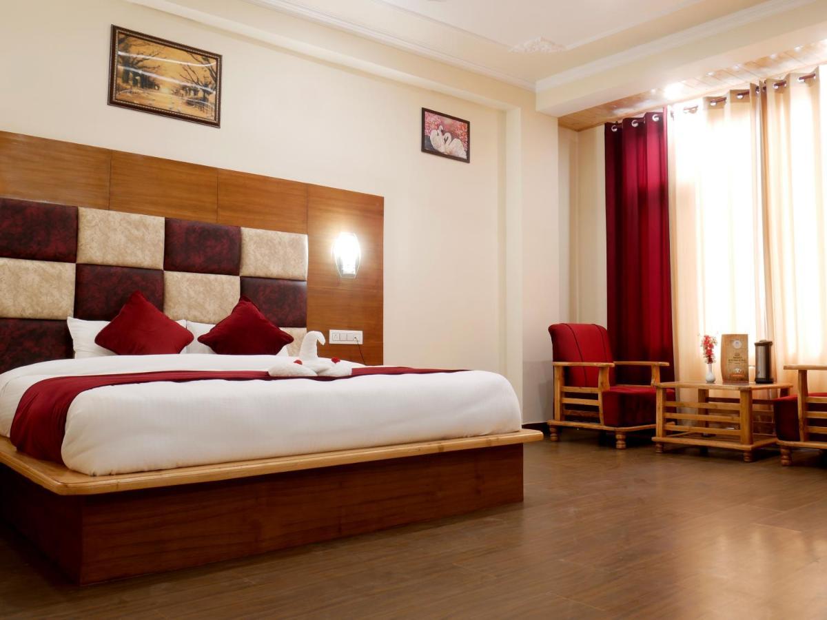 New Ambika International Mall Road Hotel Manali  Ngoại thất bức ảnh