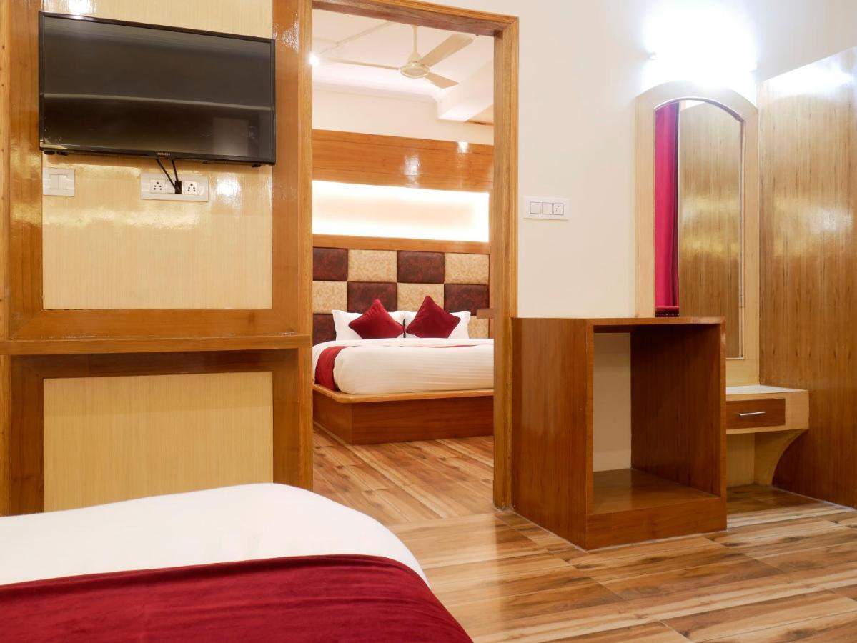 New Ambika International Mall Road Hotel Manali  Ngoại thất bức ảnh
